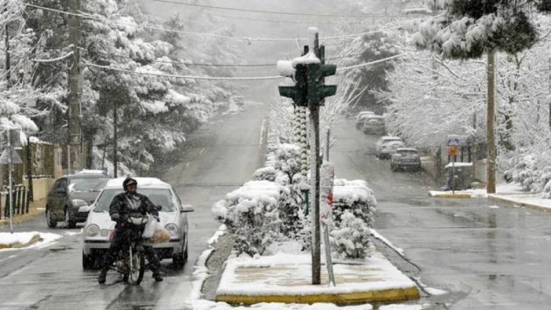Κακοκαιρία “Ελπίδα”: Κατέβασε ρολά στις 12:00 το Δημόσιο λόγω χιονιά - H εγκύκλιος του υπουργείου Εσωτερικών