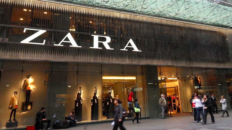 Το απίθανο κοτλέ πουκάμισο με 15,99 ευρώ από τα ZARA σε 5 αποχρώσεις