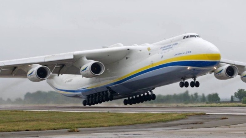 Πόλεμος στην Ουκρανία - Αποκάλυψη του Ουκρανού ΥΠΕΞ: Καταστράφηκε το μεγαλύτερο αεροσκάφος του κόσμου (video)