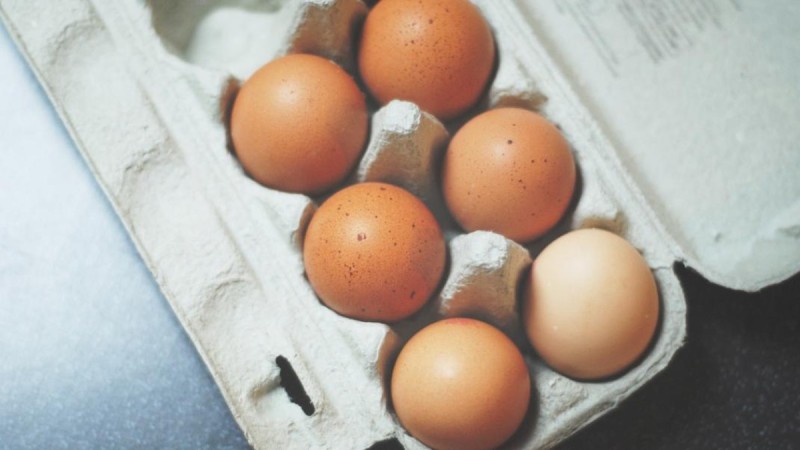 2 έξυπνα κόλπα για να δείτε αν τα αυγά σας είναι φρέσκα