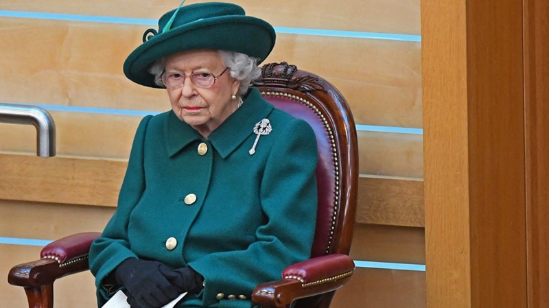 Βασίλισσα Ελισάβετ: Τι θα συμβεί αν φύγει από την ζωή - Όλες οι αλλαγές