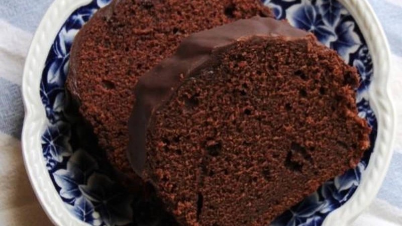 Θα πάθετε πλάκα: Αυτό το κέικ σοκολάτας είναι πεντανόστμο και έχει μόνο 50 θερμίδες το κομμάτι