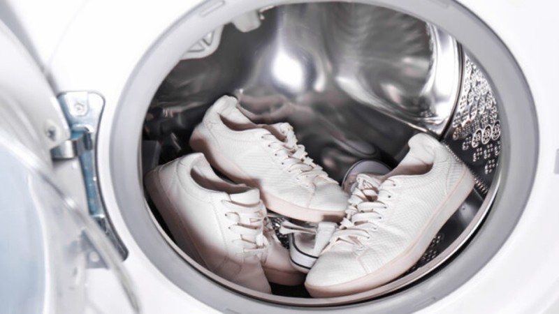 Μεγάλη προσοχή: Αυτά τα 7 πράγματα δεν πρέπει ποτέ να τα βάζετε στο πλυντήριο