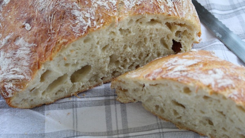 Πώς μπορείς να φτιάξεις μόνος σου ψωμί; Είναι πολύ εύκολο