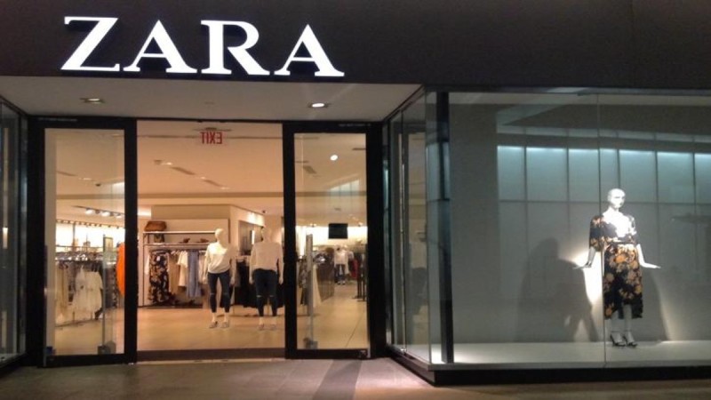 Χαμός στα Zara: Ουρές για το παντελόνι με υφή δέρματος που κοστίζει μόνο 7,99 €