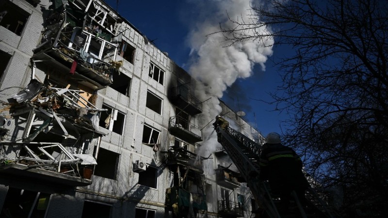 Πόλεμος στην Ουκρανία: «Ξύπνησε» με εκρήξεις το Κίεβο - Νέο διάγγελμα Ζελένσκι στον δρόμο προς τον νέο γύρο διαπραγματεύσεων (video)