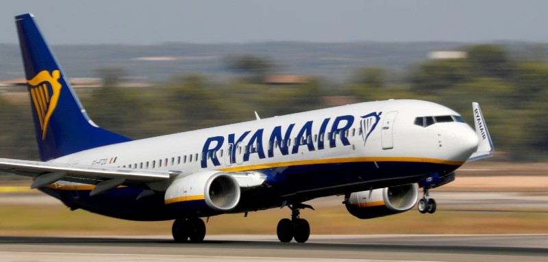 «Έσκασαν» τα νέα για τη Ryanair: Εξελίξεις στην Ελλάδα για την εταιρεία