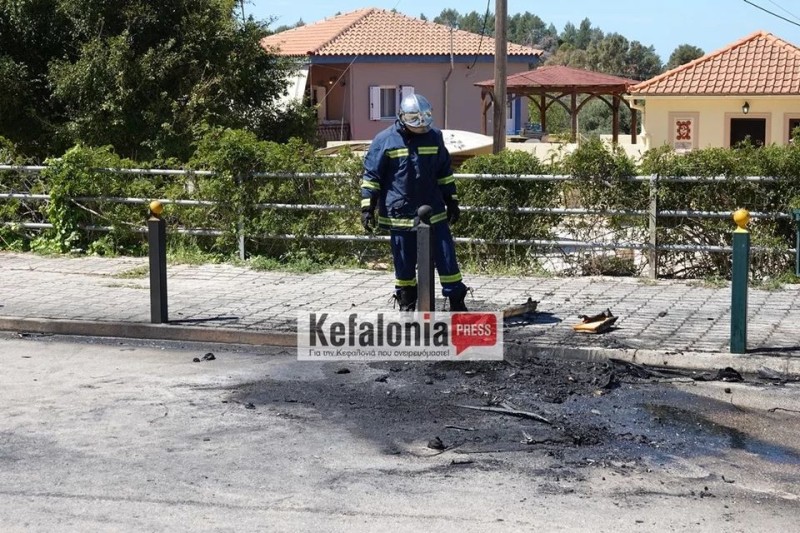 Φρικτό τροχαίο στη Κεφαλονιά: 17χρονος μαθητής το απανθρακωμένο πτώμα - Σώοι οι άλλοι 3 επιβαίνοντες