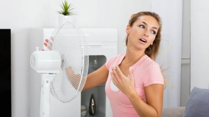 Ξεχάστε τα κλιματιστικά: Με αυτόν τον απίστευτο τρόπο θα μειώσετε τη θερμοκρασία του σπιτιού το καλοκαίρι