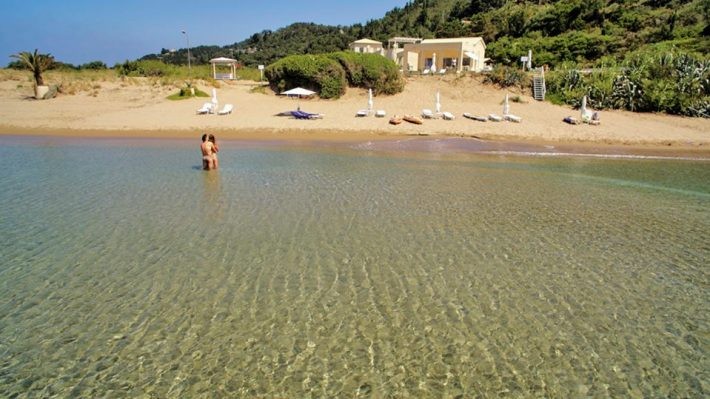 Φαγητό, χαλάρωση, απομόνωση: Το νησί που θα έπρεπε να βουλιάζει από κόσμο το προτιμούν ελάχιστοι!