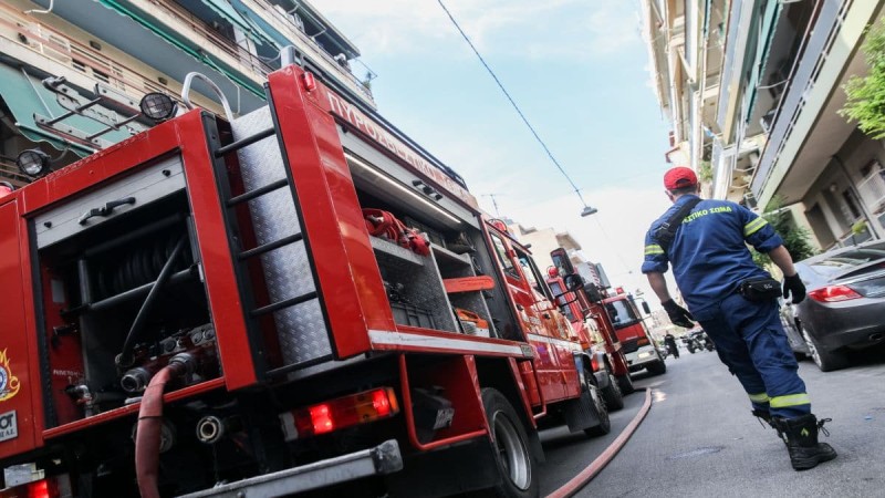 Έκρηξη σε κρεοπωλείο-μίνι μάρκετ στο κέντρο της Αθήνας