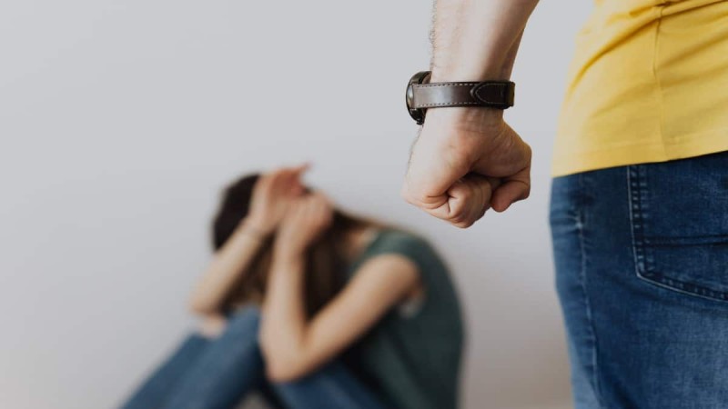 Μυστήριο στην Πάτρα με καταγγελία φοιτήτριας για βιασμό σε κλαμπ - Τι λένε οι φίλοι της για τα σημάδια στο σώμα της