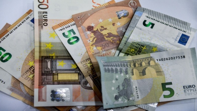 «Βρέχει» λεφτά από σήμερα 30/5: «Μπαράζ» πληρωμών με επιδόματα και συντάξεις Ιουνίου - Ποιοι θα δουν χρήματα στους λογαριασμούς