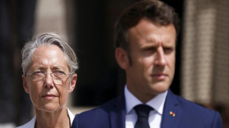 Ραγδαίες πολιτικές εξελίξεις στην Γαλλία: Η πρωθυπουργός, Ελιζαμπέτ Μπορν, υπέβαλε την παραίτησή της - Η άμεση απάντηση Μακρόν
