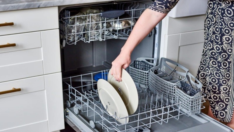 α κόλπα της γιαγιάς: Ο πιο αποτελεσματικός τρόπος για να καθαρίσεις το πλυντήριο πιάτων εύκολα και χωρίς καθόλου χημικά