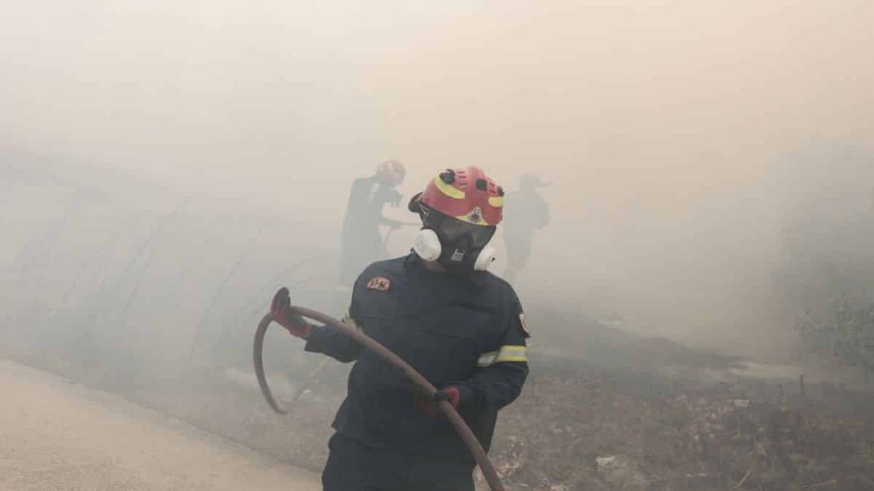 Φωτιά σε εργοστάσιο στον Ασπρόπυργο – Επί ποδός η πυροσβεστική
