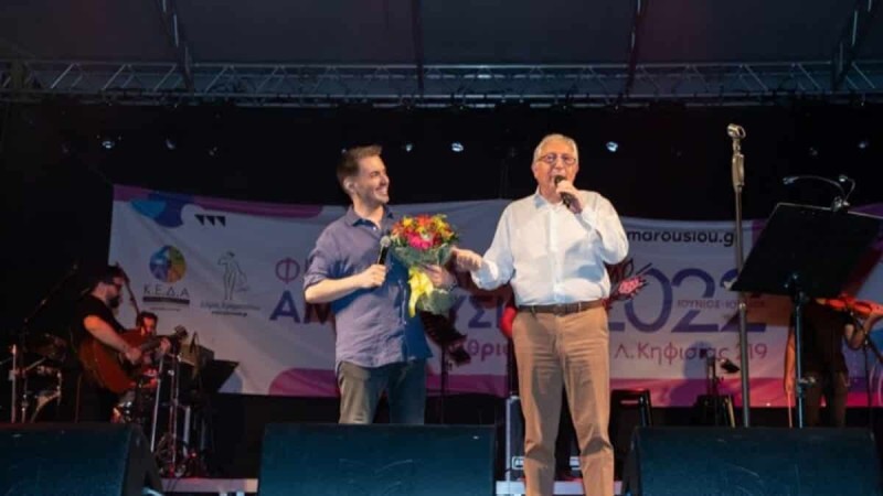 Φεστιβάλ Δήμου Αμαρουσίου 2022: Μάγεψε το κοινό ο Μιχάλης Χατζηγιάννης