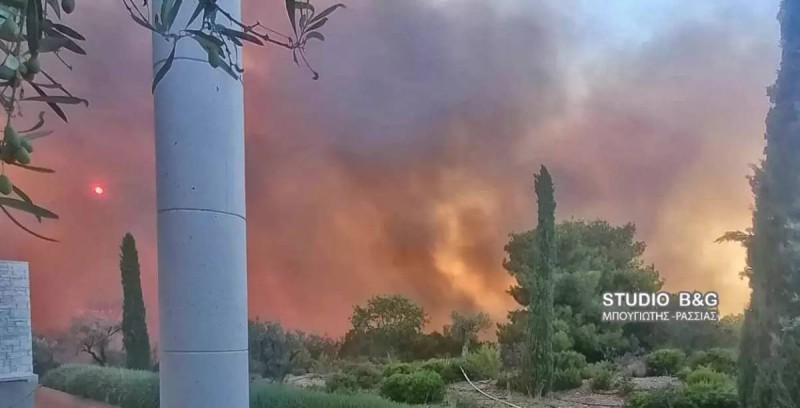 Πύρινος εφιάλτης στη χώρα: Νέα ολονύχτια μάχη με τις φλόγες σε πολλές περιοχές