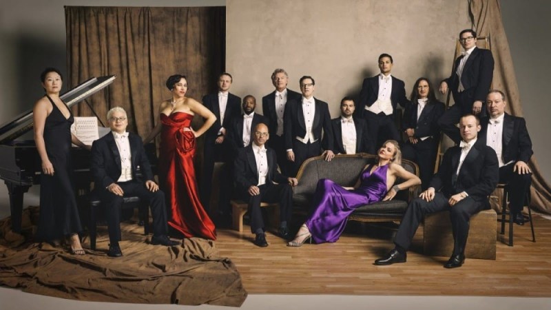 Οι PINK MARTINI, σε ένα μεγάλο καλοκαιρινό party στο Faliro Summer Theater