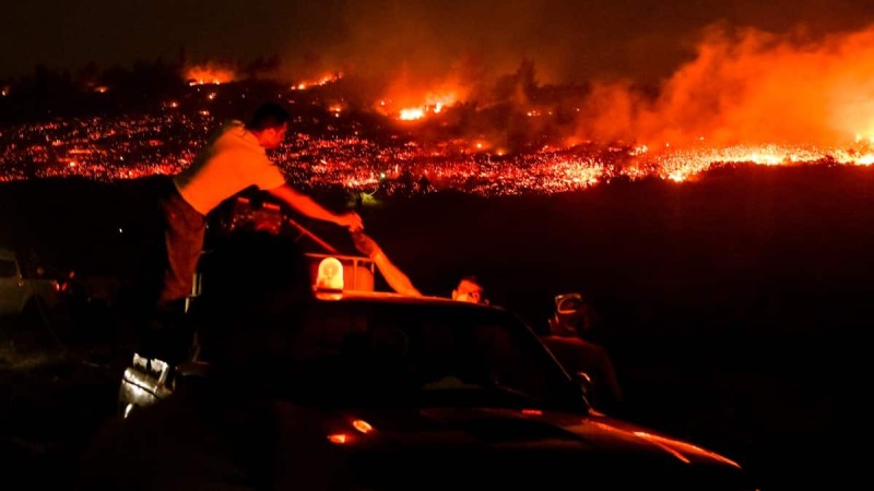 Φωτιά στην Πεντέλη: Ανατριχιαστικά τα ουρλιαχτά πυροσβέστη στο Ντράφι (Video)