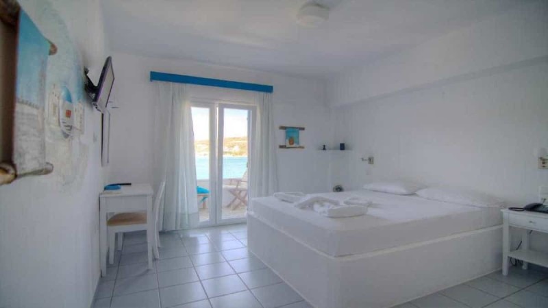 Ένα εξαιρετικό ξενοδοχείο στην όμορφη Σίφνο δίπλα στην θάλασσα για διακοπές… όνειρο!