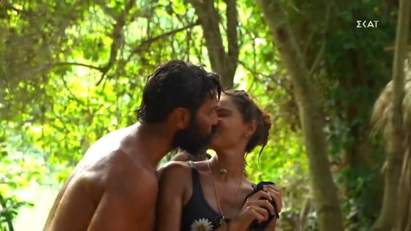 Survivor 5: Ερωτευμένα «πιτσουνάκια» Μαρτίκας και Βρισηίδα - Η δημόσια εξομολόγηση του ζευγαριού