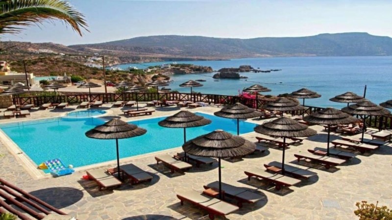 Κάρπαθος: Το πολυτελές resort μπροστά στην παραλία για ονειρεμένες διακοπές