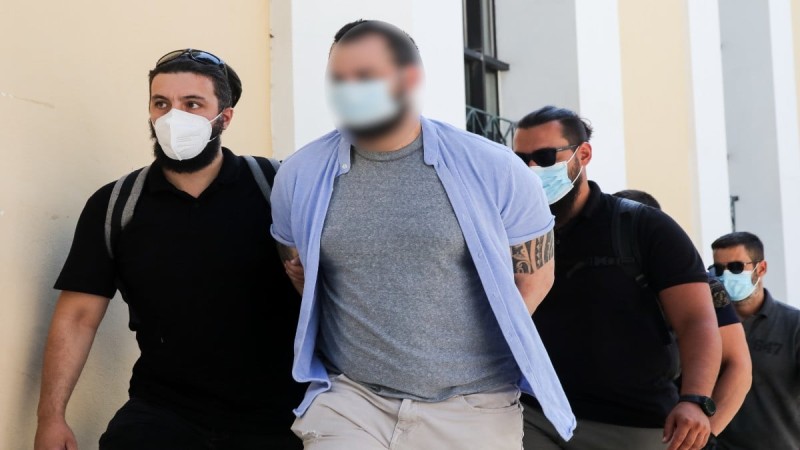 Προφυλακιστέος ο «εισβολέας» του Εφετείου μετά την απολογία του! Οδηγήθηκε στο ψυχιατρείο - Τι ισχυρίστηκε για το 1,5 εκατ. ευρώ ο δράστης (Video)