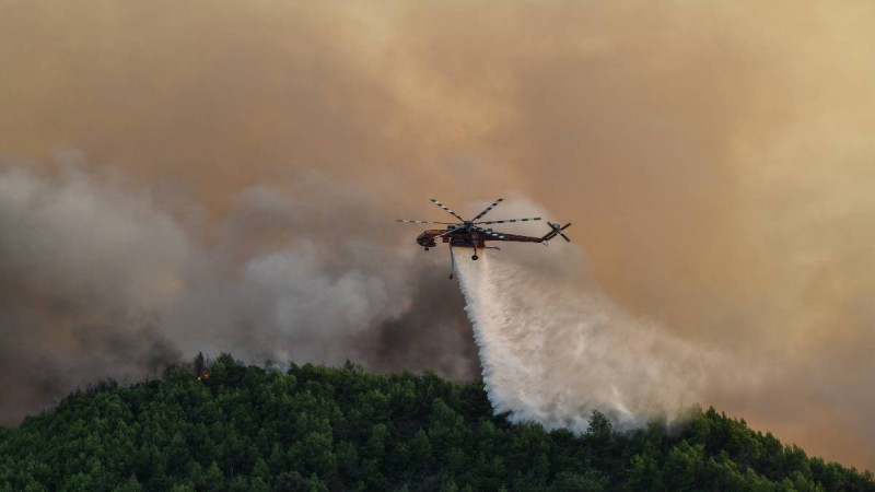 Φωτιά στην Αρκαδία – Σηκώθηκαν πυροσβεστικά αεροπλάνα