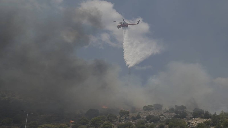 Ιωάννινα: Φωτιά στην Κόνιτσα - Καίει δασική έκταση