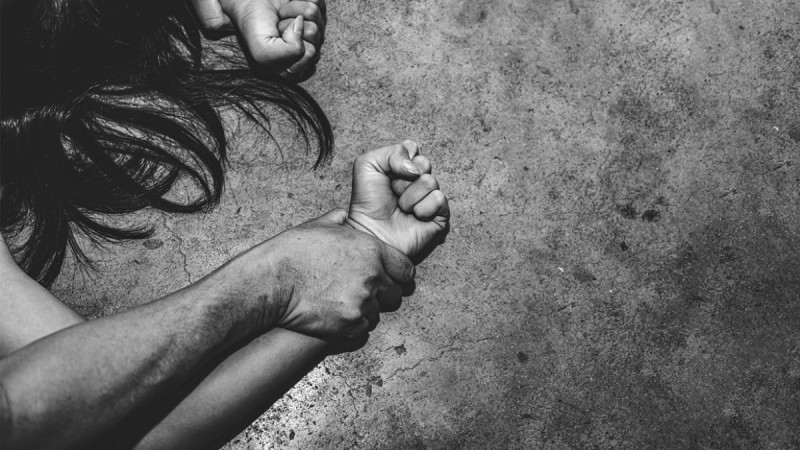 Βιασμός 36χρονης στην Κρήτη από τον σύζυγό της