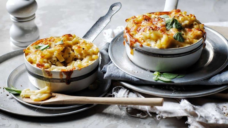 Ένα πεντανόστιμο πιάτο: Mac “n” cheese με κιμά στο φούρνο