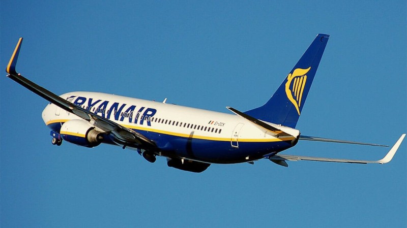 Ryanair: Κλείνει τη βάση της στην Αθήνα για τον χειμώνα – Οι λόγοι