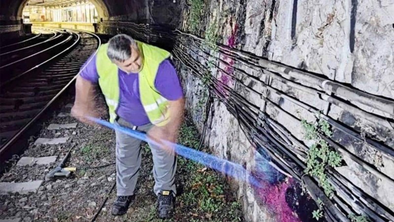 Καθαρισμός αρχαίας αγοράς - Επιχείρηση αντί γκράφιτι από τον δήμο Αθηναίων
