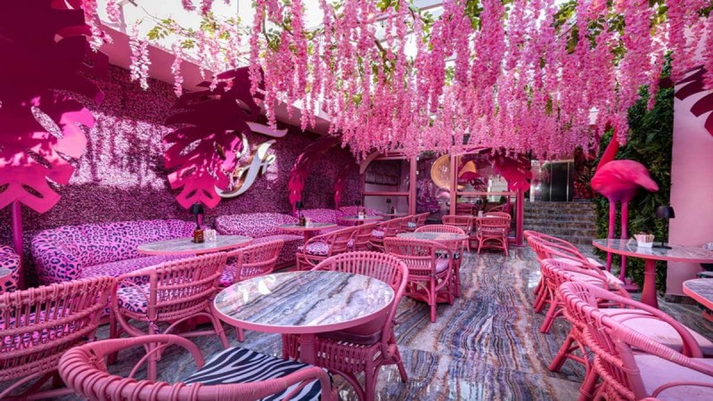 Αυτά είναι τα πιο ροζ και λουλουδάτα μαγαζιά της Αθήνας