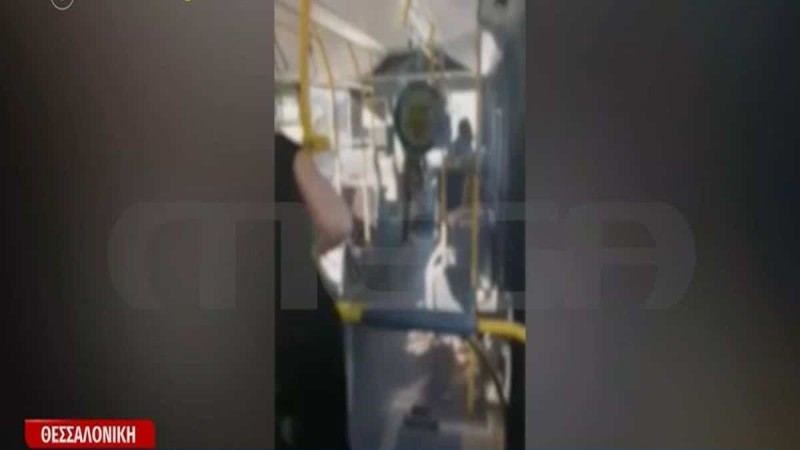 Βίντεο ντοκουμέντο από αστικό λεωφορείο στη Θεσσαλονίκη: Άγριος τσακωμός μεταξύ επιβάτη και οδηγού για τη χρήση μάσκας