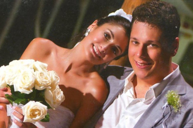 Καμία Αντελίνα Βαρθακούρη: Αυτή ήταν η απαστράπτουσα νύφη του Γιάννη Πάριου, Τζίνα Γαβαλά (photos)