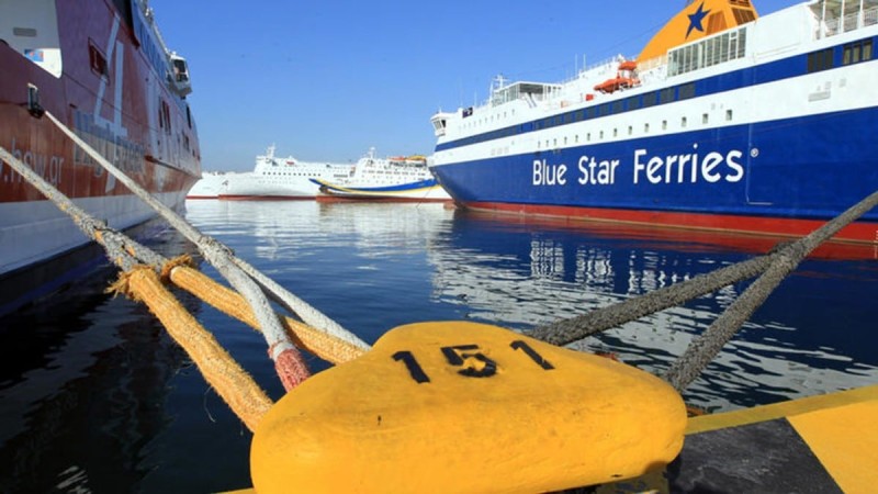 Απεργία σήμερα: Ρίχνουν άγκυρα τα πλοία σήμερα στον Πειραιά λόγω απεργίας της ΠΝΟ