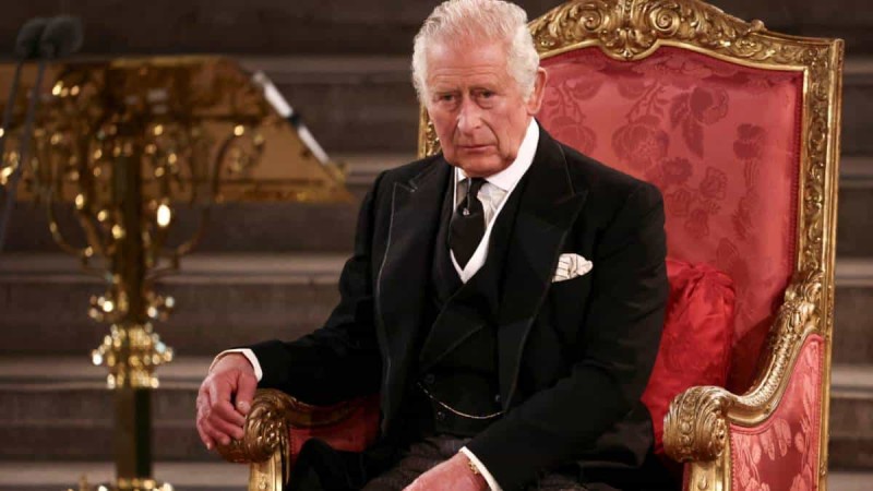 Βασιλιάς Κάρολος: Έχει σοβαρά θέματα υγείας, αναφέρει γαλλικό δημοσίευμα – «Οι γιατροί είπαν στον Ουίλιαμ να ετοιμαστεί»