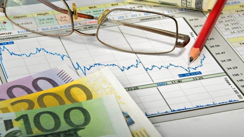 Νέα αύξηση επιτοκίων από την ΕΚΤ – Τι πρέπει να γνωρίζουν δανειολήπτες και καταθέτες