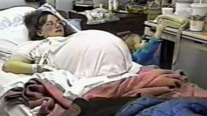 29χρονη έγκυος το 1997 έκανε επτάδυμα - Δείτε πως είναι 23 χρόνια αργότερα