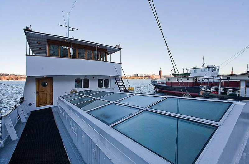 Εξωφρενική πολυτέλεια,κοστίζει 800.000: Παλιό καράβι ανακαινίζεται και κανείς δε μπορούσε να φανταστεί ότι θα μεταμορφωνόταν σε ένα υπέροχο πλωτό σπίτι