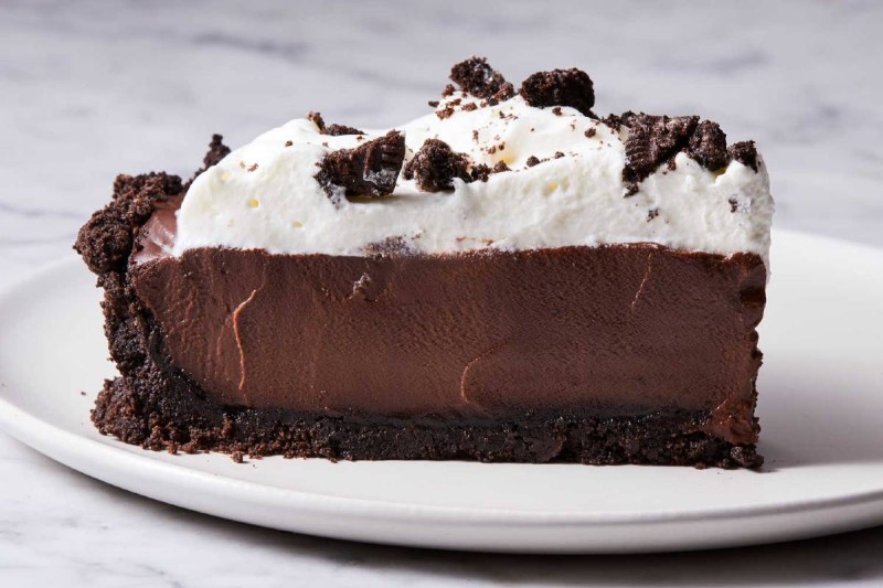 Το επιδόρπιο της αμαρτίας: Παγωμένη σοκολατόπιτα με μπισκότα όρεο σε 15΄ - Το πιο εύκολο γλυκό ψυγείου