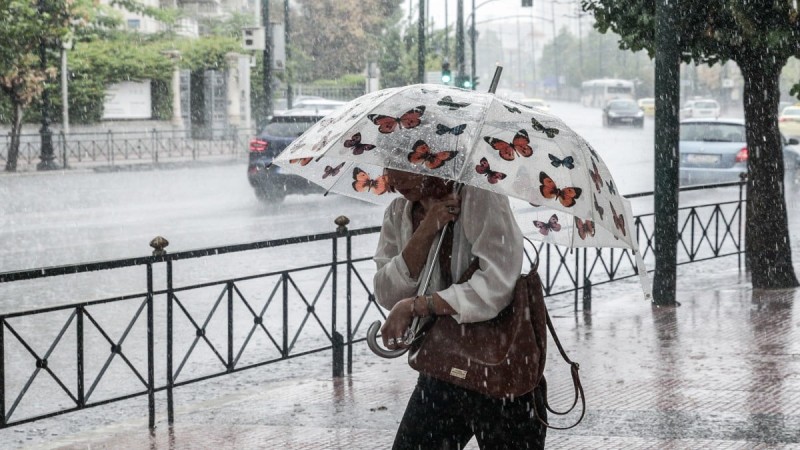 «Αγριεύει» επικίνδυνα ο καιρός - Έκτακτη προειδοποίηση Meteo για ατμοσφαιρική διαταραχή με ισχυρές καταιγίδες (χάρτης)