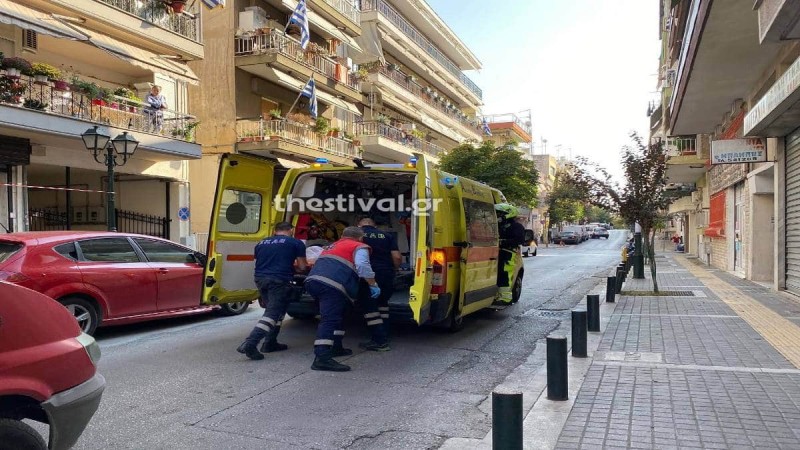 Πανικός στη Θεσσαλονίκη: 24χρονη πήδηξε από μπαλκόνι δεύτερου ορόφου
