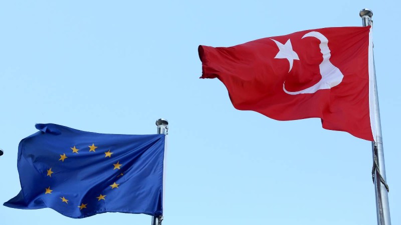 Έκθεση της ΕΕ: «Δημοκρατική οπισθοδρόμηση» στην Τουρκία, απειλεί την Ελλάδα και την Κύπρο