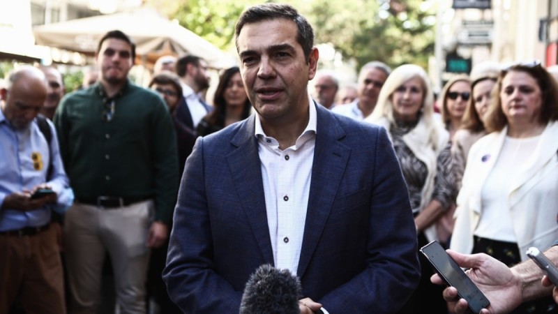 «Πυρά» από Αλέξη Τσίπρα: «Δεν είμαι ντεντέκτιβ, αλλά ο Μητσοτάκης είναι ένας επικίνδυνος πρωθυπουργός»