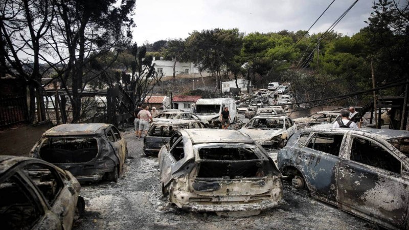 Πυρκαγιά στο Μάτι: Αλλάζει η δικαστική αίθουσα μετά τις εικόνες ντροπής στην Ευελπίδων