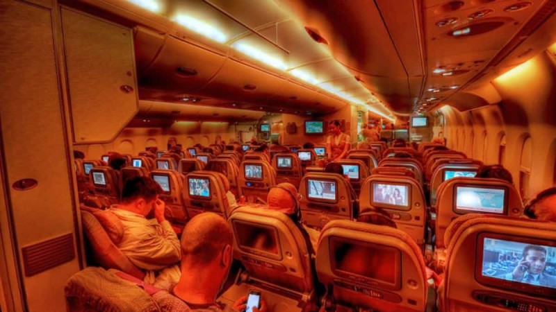 Τέλος στην βαρεμάρα των αεροπλάνων: Έρχεται η τρομερή αλλαγή! Με ίντερνετ και... κλήσεις οι πτήσεις στο άμεσο μέλλον!