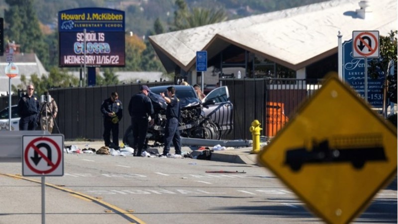 Λος Άτζελες: 25 ανθρώπους τραυμάτισε όχημα που έπεσε πάνω σε πεζούς Αστυνομικούς (photo - video)